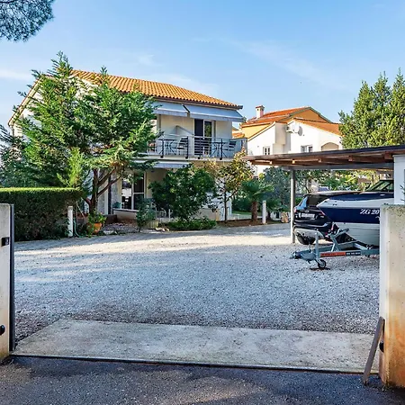 In With Kitchen Μεντουλίν