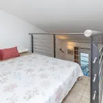 1 Bedroom Gorgeous In Διαμέρισμα *